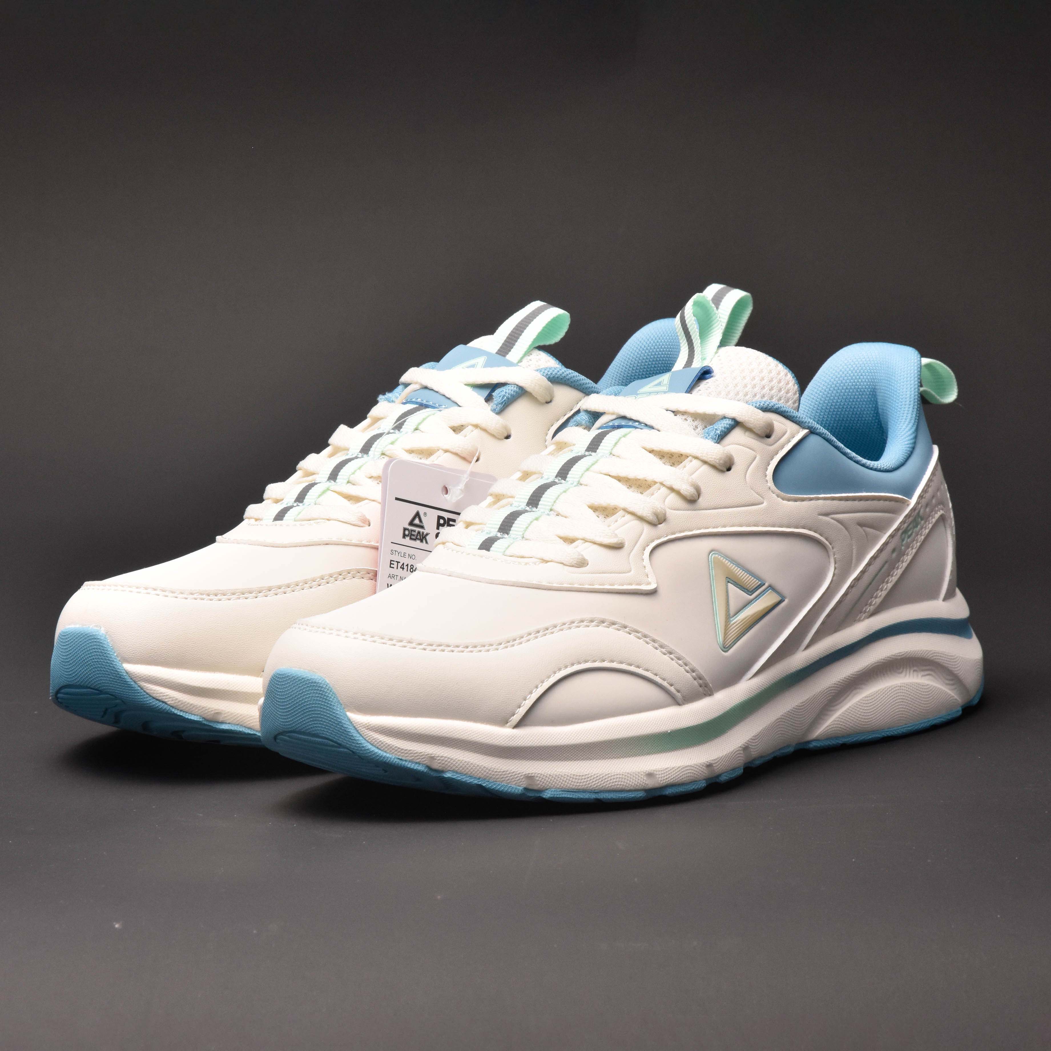 PEAK - WALKING SHOES IV