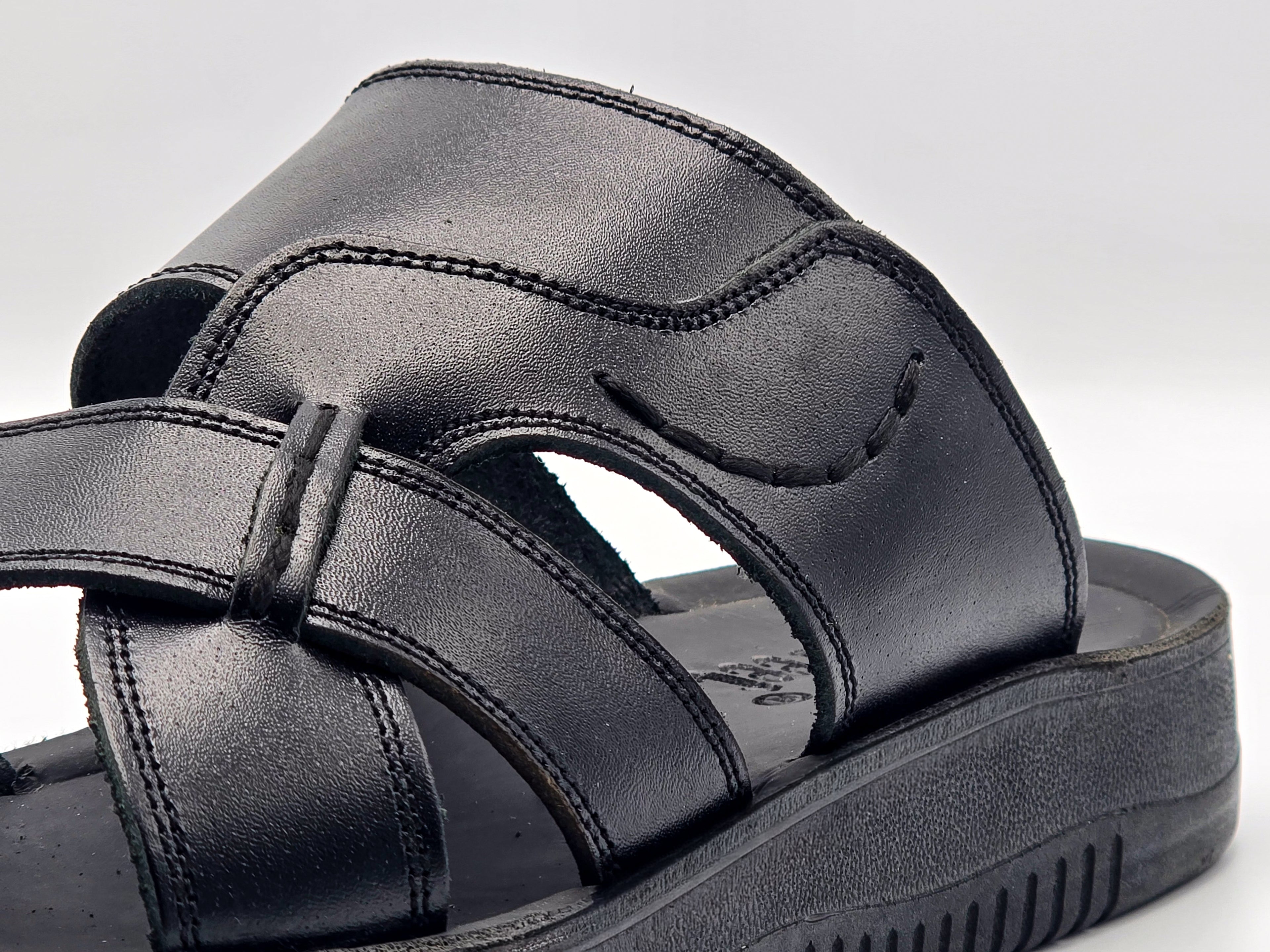 MULE R-812 NOIR