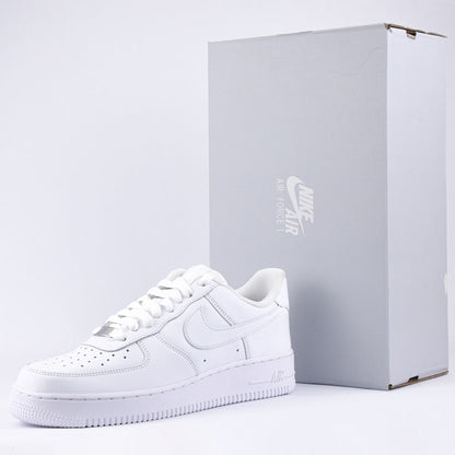 NIKE - AIR FORCE 1 TRIPLE WHITE