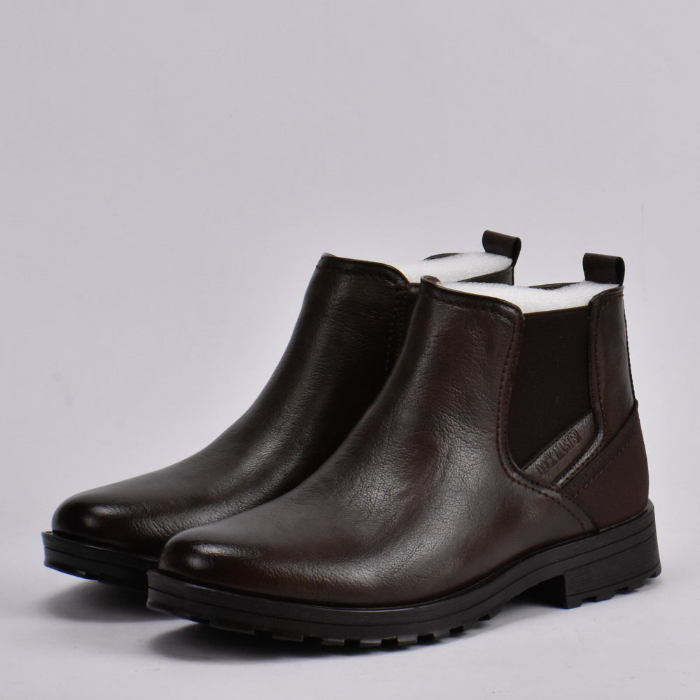 Dock Master - Urban Explorer