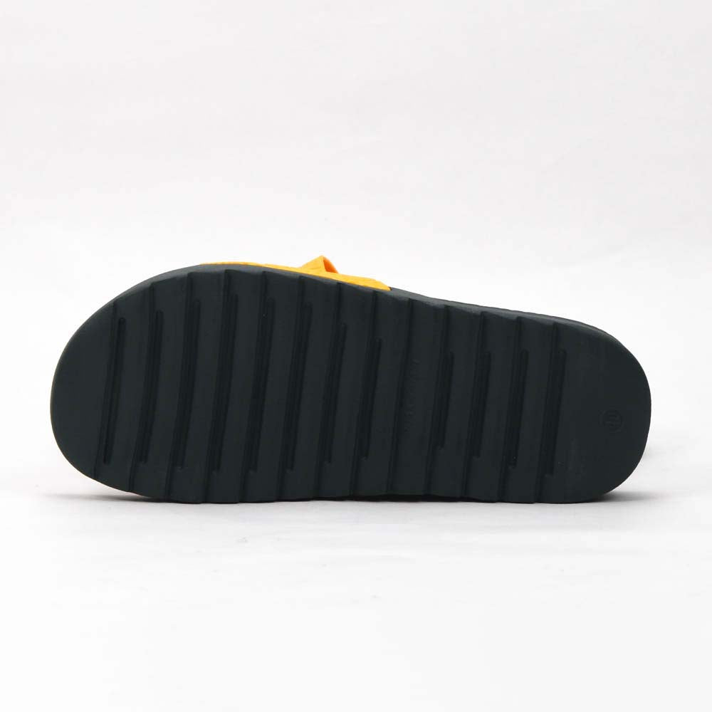 Peak Taichi Slippers