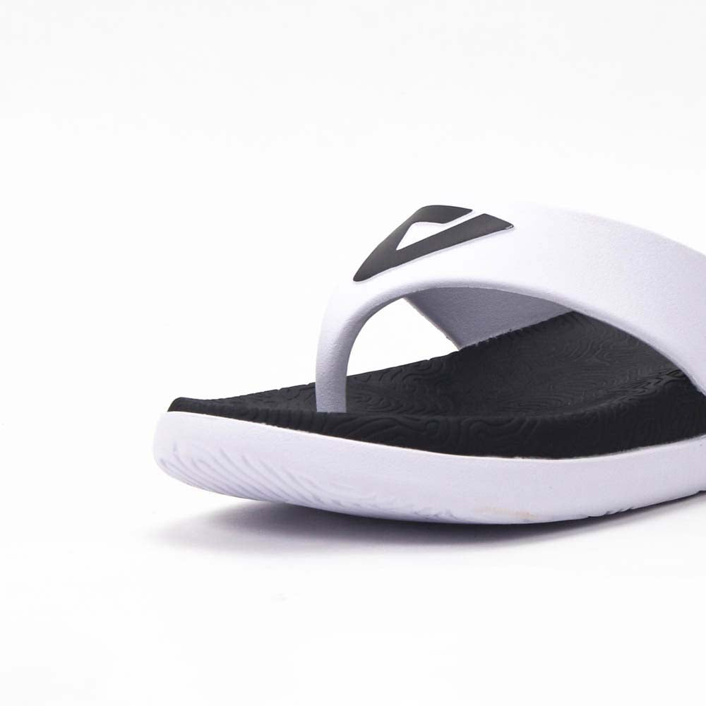 Peak Taichi Flip Flops