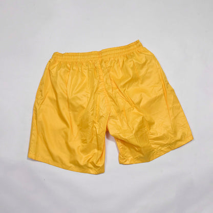 SHORT JAUNE MOTIF STUDIO STYLE