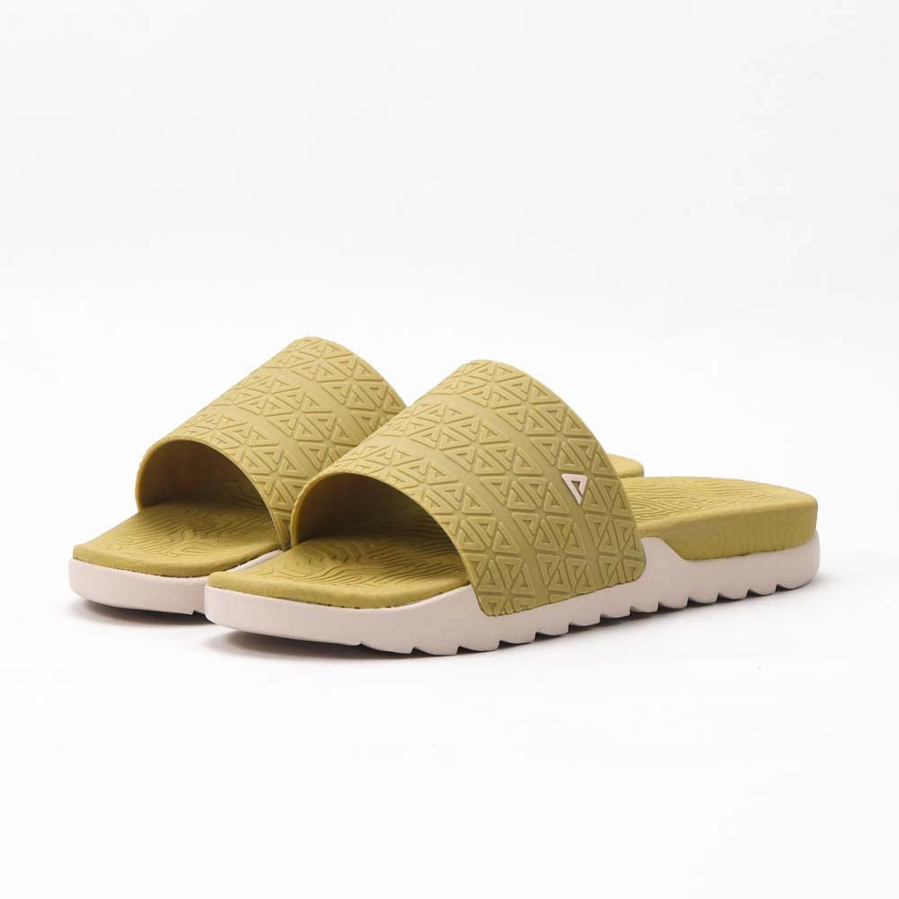 Peak Taichi Slippers Beige Black