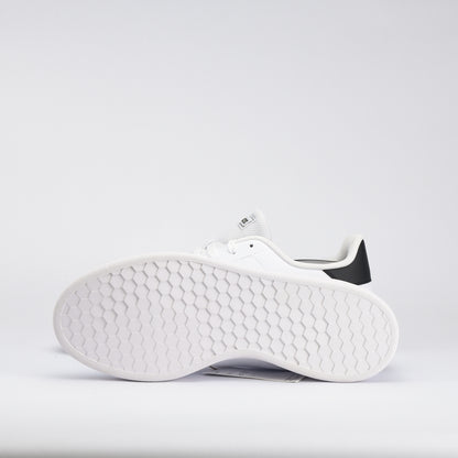 ADIDAS - URBAN COURT