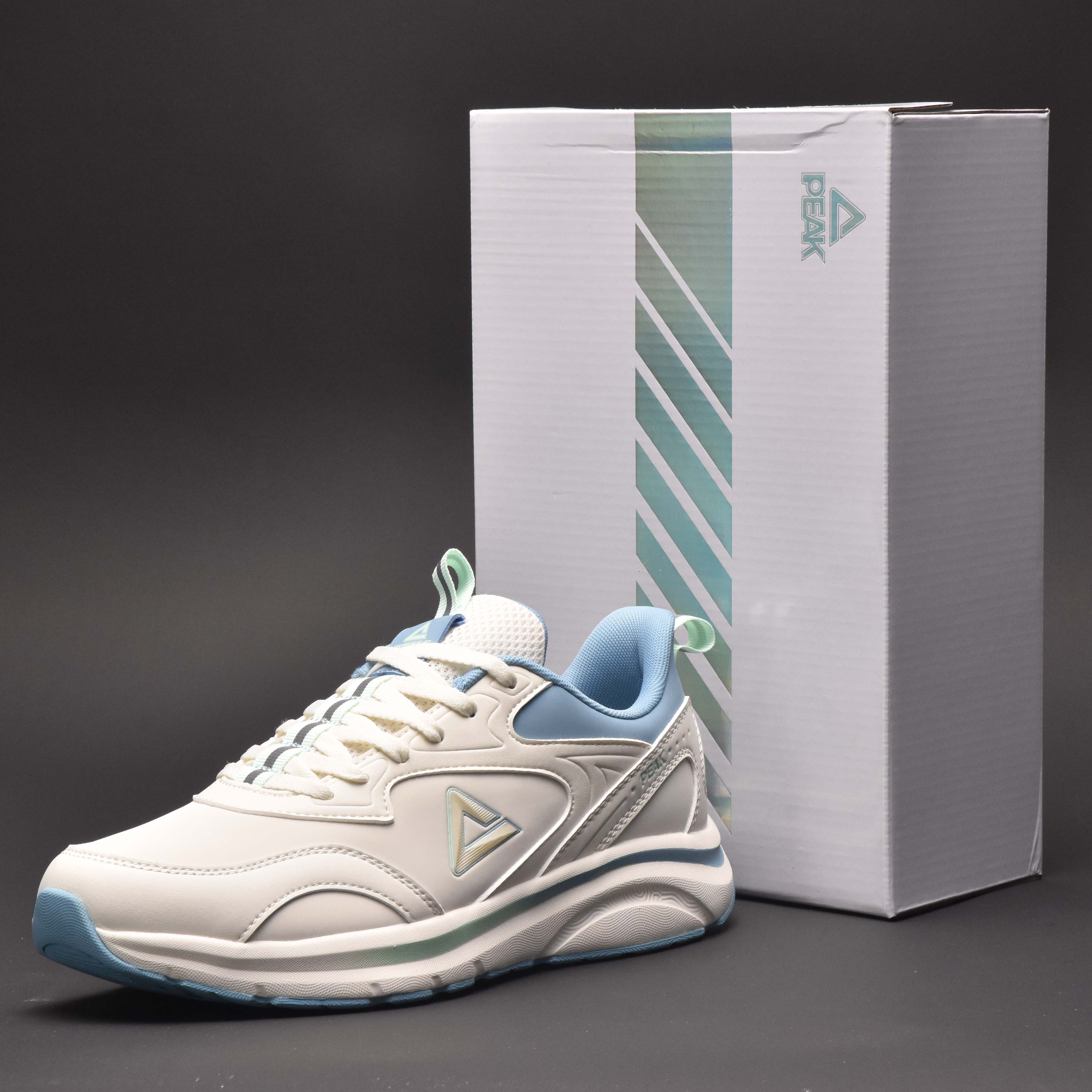 PEAK - WALKING SHOES IV