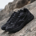 MIZUNO RACER S OARISM BLACK