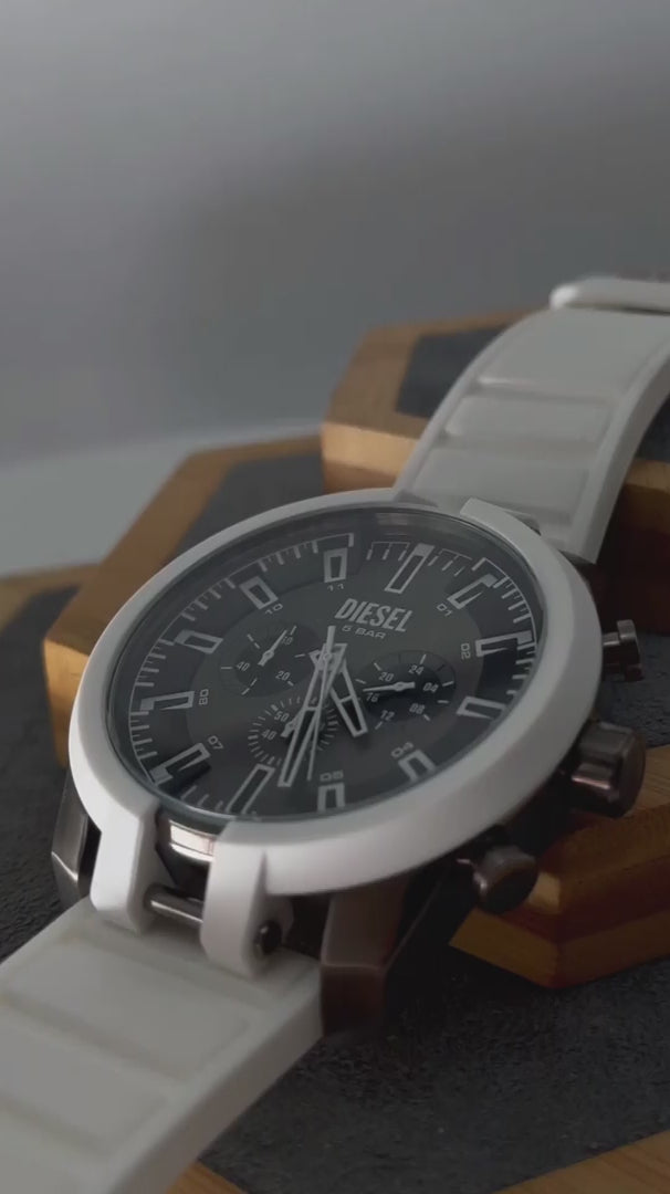 DIESEL MONTRE HOMME
